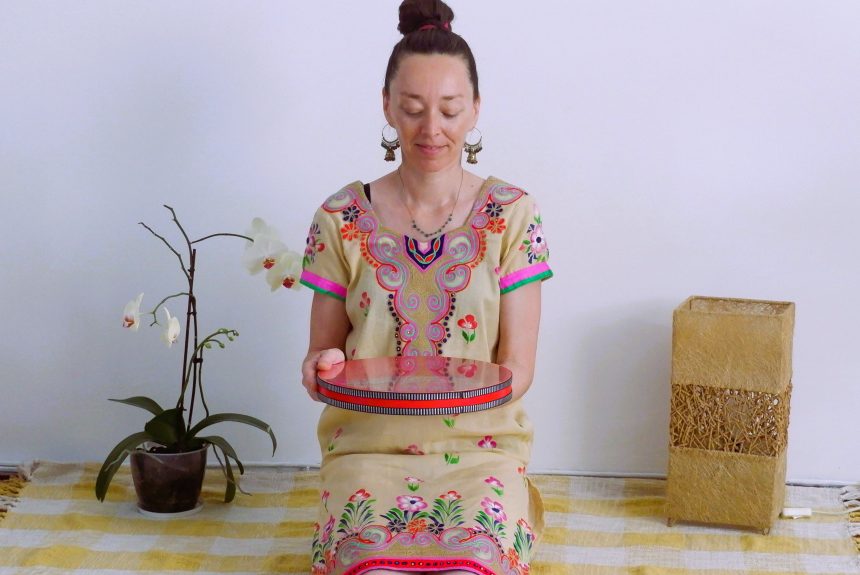 CE ESTE VINDECAREA PRIN SUNET? YOGADEVI, TERAPII VIBRAȚIONALE